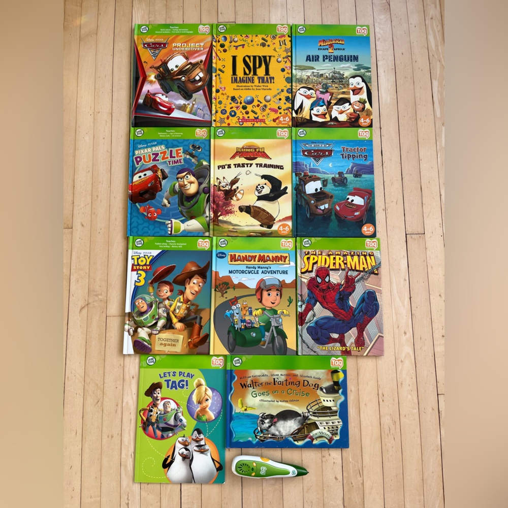 LeapFrog — Tag Reader & Tag Book Set